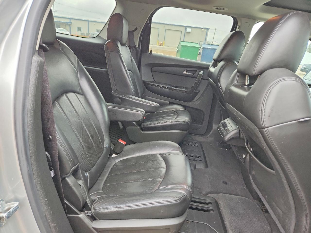 2011 GMC Acadia den VIN 1GKKVTED5BJ410480 photo 11
