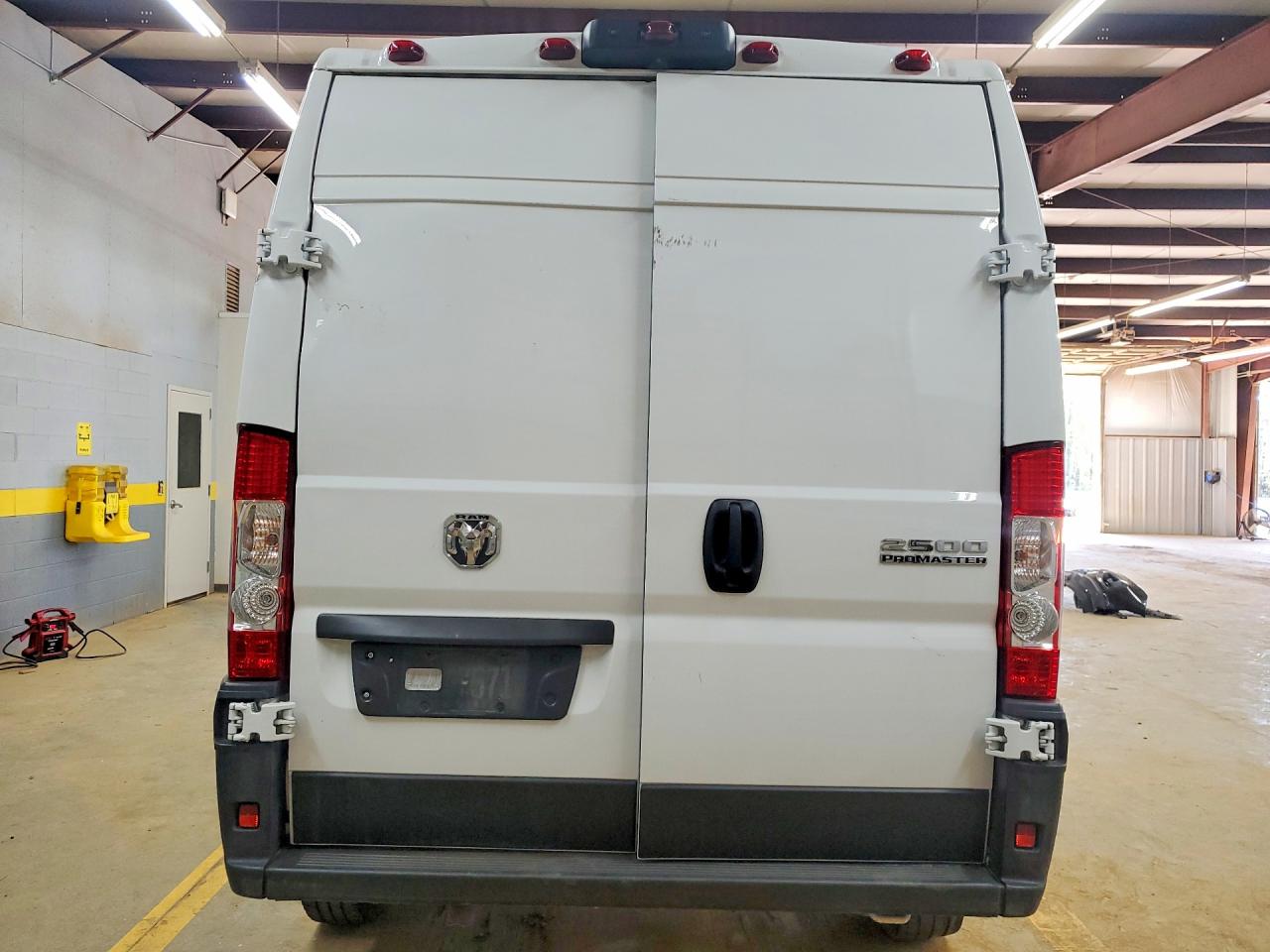 2024 Ram Promaster VIN 3C6LRVCG7RE125209 photo 6