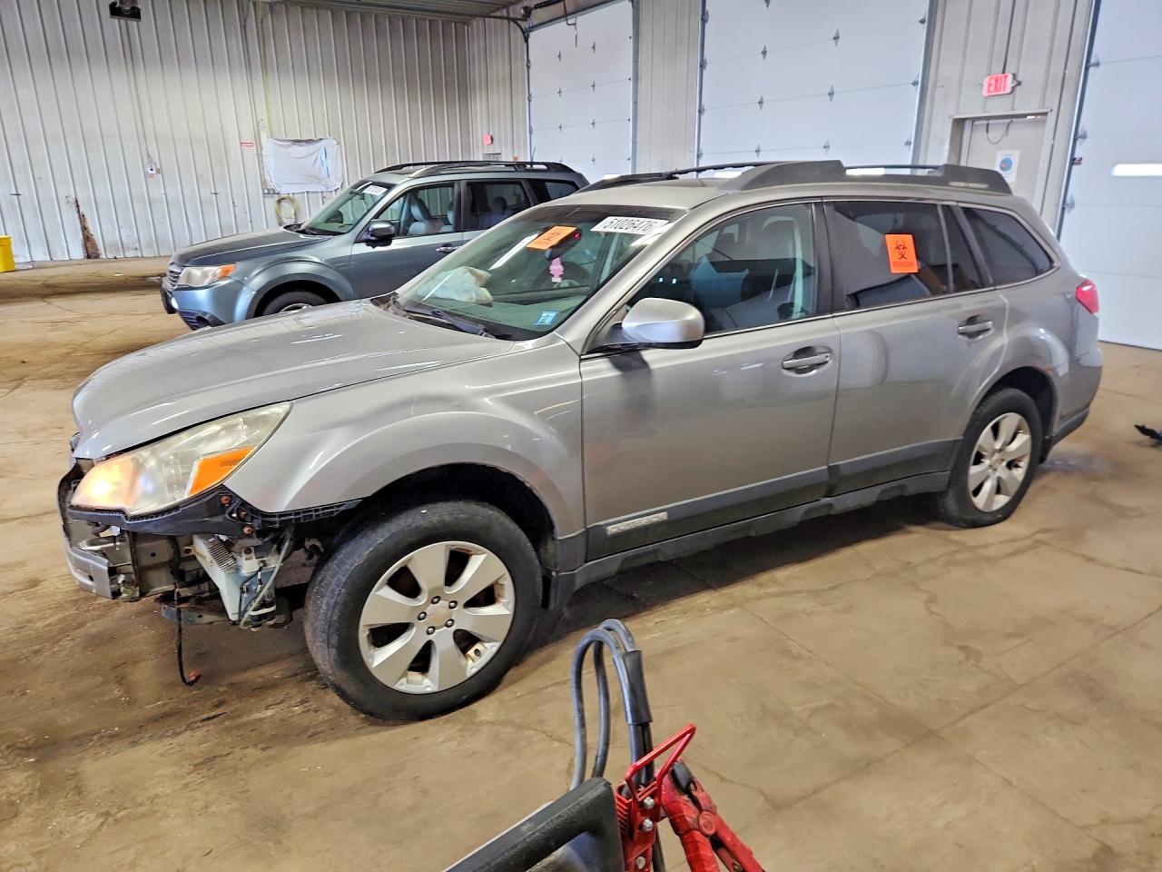 2010 Subaru Outback VIN 4S4BRCKC3A3335479 photo 1