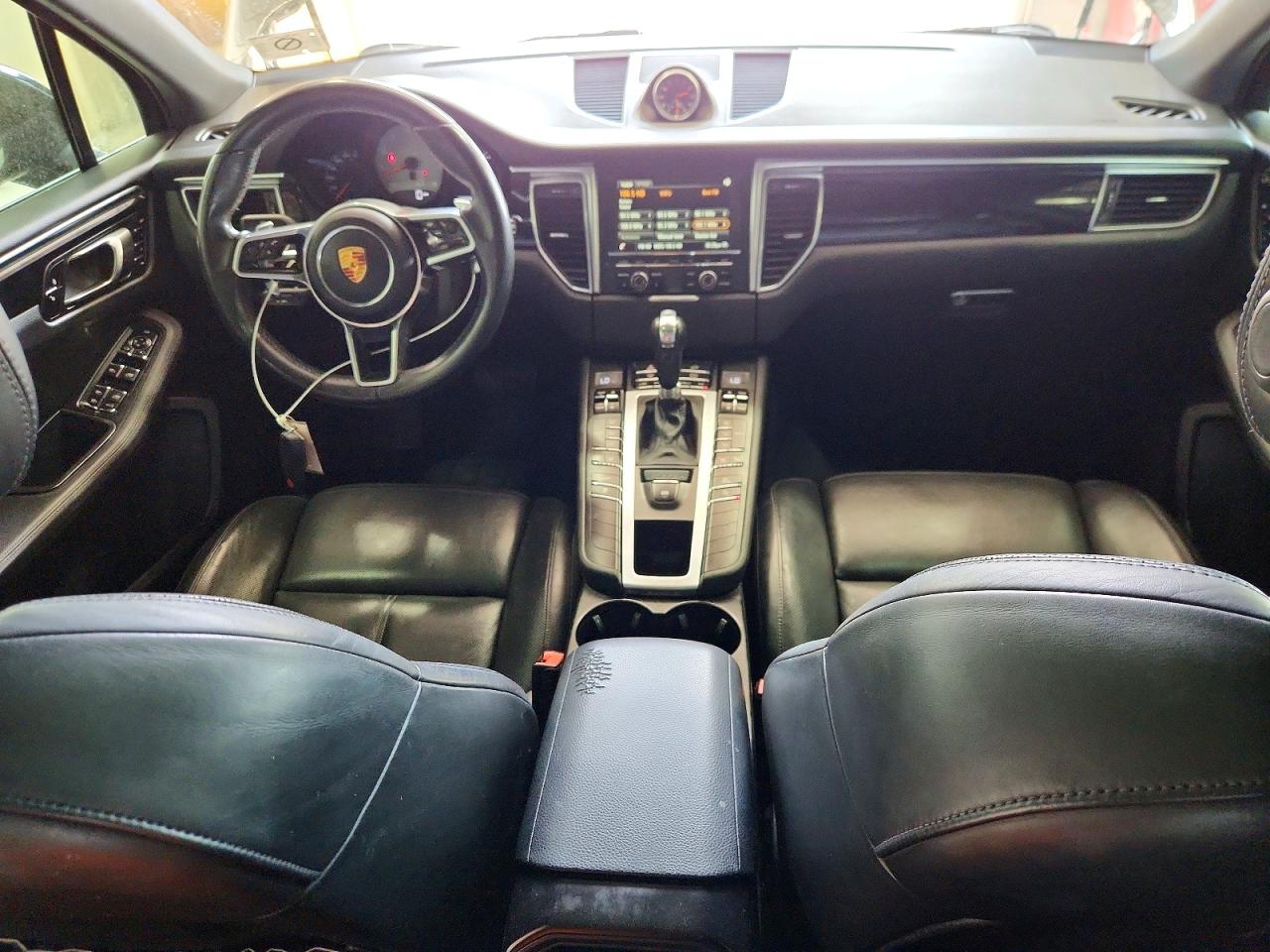 2015 Porsche Macan VIN WP1AB2A59FLB73042 photo 8