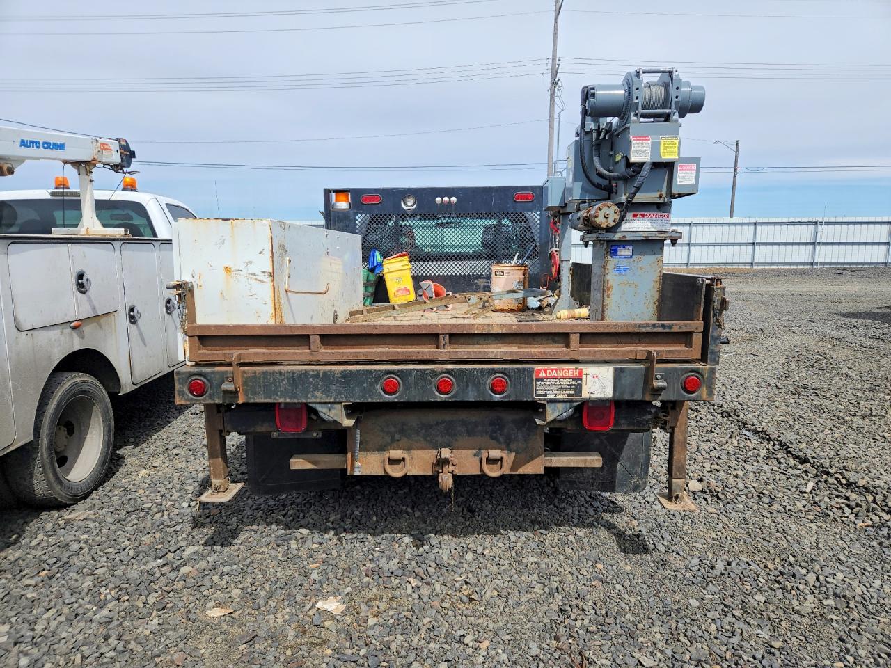 2011 Ford F350 VIN 1FDRF3E61BEA30937 photo 6
