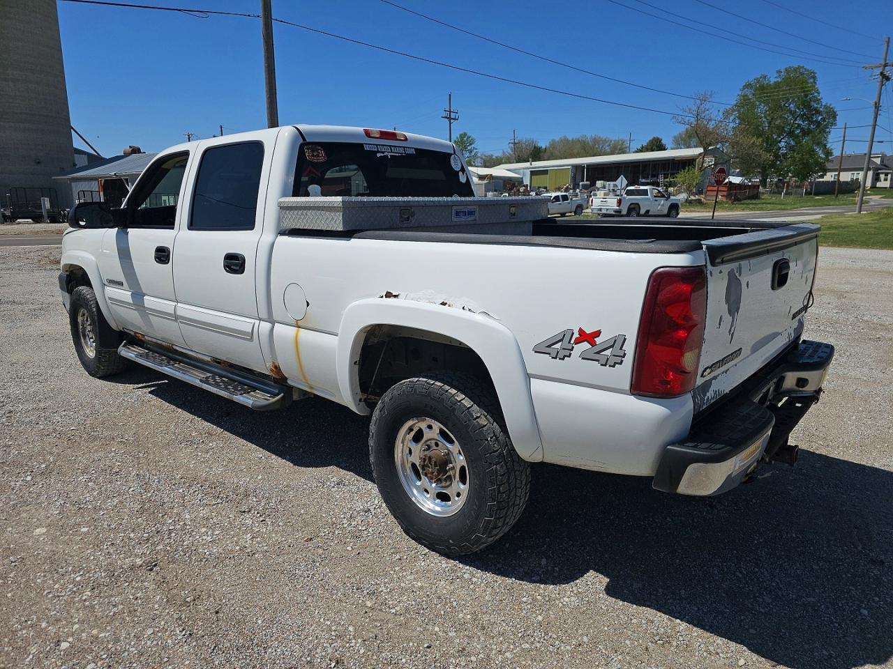 2003 Chevrolet All models VIN 1GCHK23U33F194578 photo 3