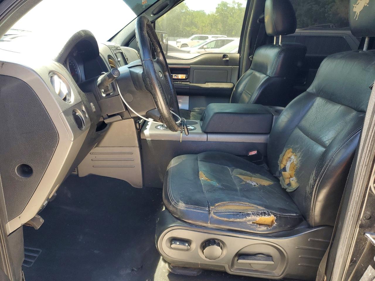 2004 Ford F150 VIN 1FTPW14514KC14756 photo 7
