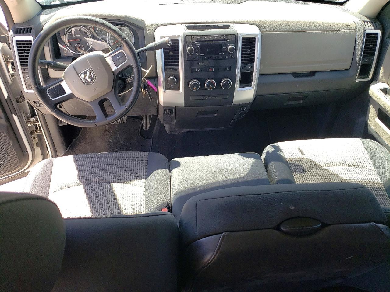 2011 Dodge All models VIN 3D7TT2CT7BG623674 photo 8