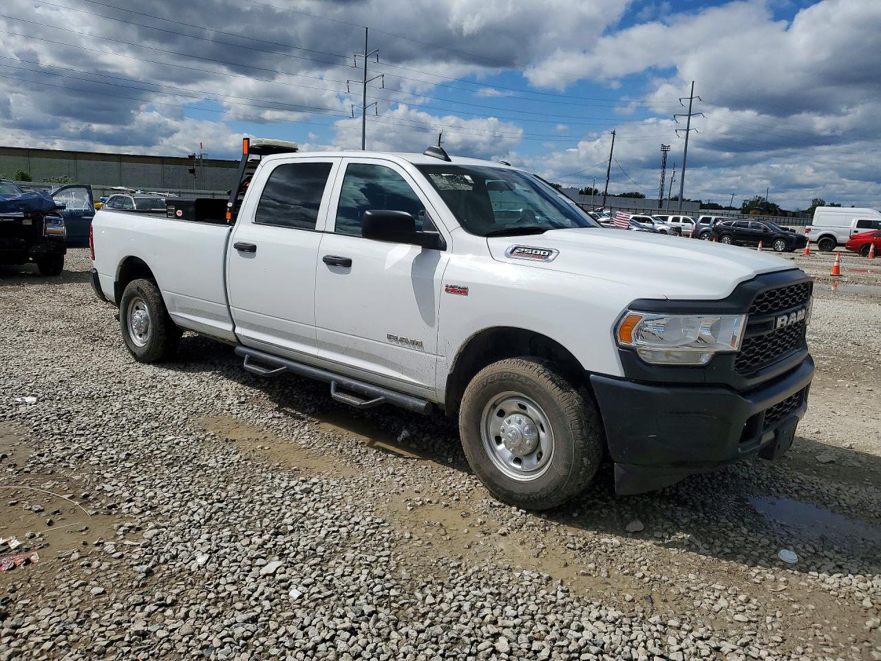 2021 RAM 2500 VIN 3C6UR4HJ8MG648397 photo 4