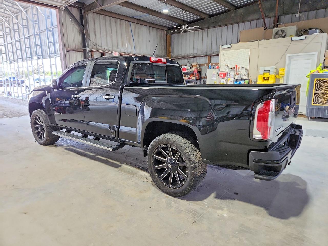 2018 GMC Canyon VIN 1GTP6EE14J1125834 photo 2