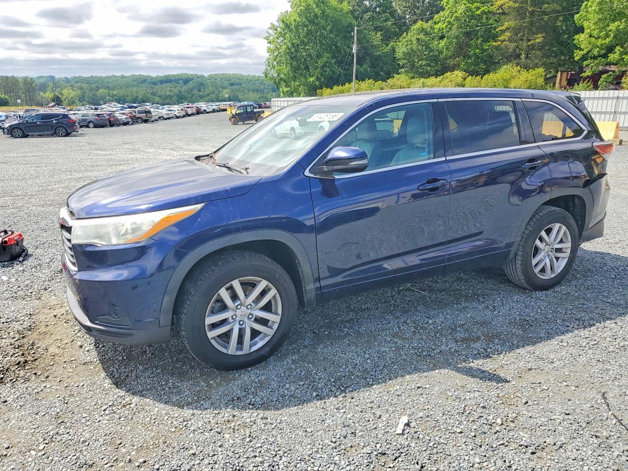2015 Toyota Highlander VIN 5TDZARFH4FS015676 photo 1