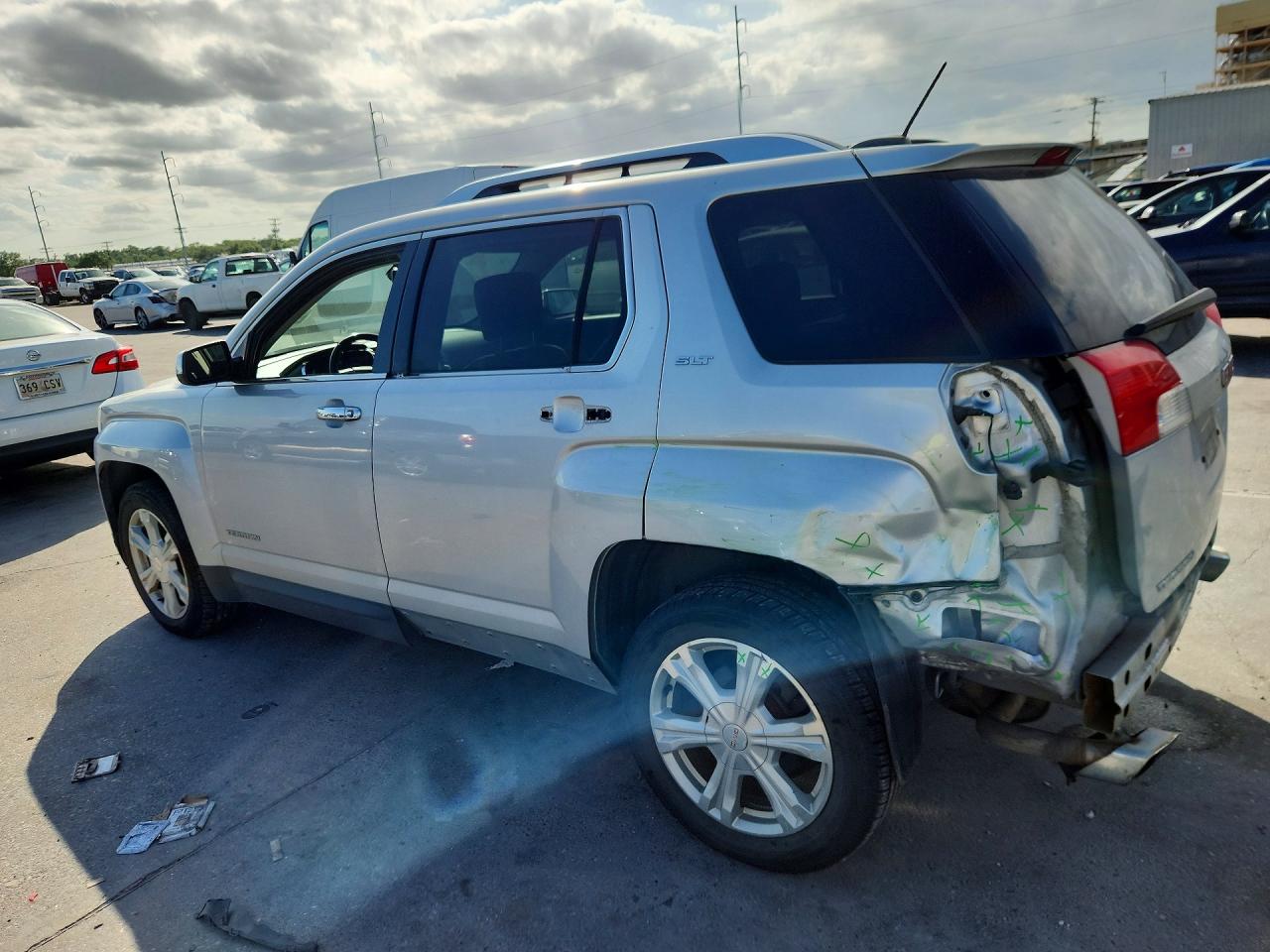 2016 GMC Terrain VIN 2GKFLUE37G6248859 photo 2