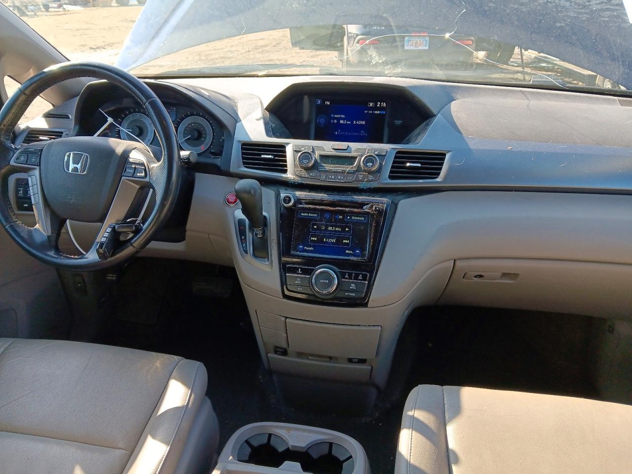 2017 Honda Odyssey VIN 5FNRL5H63HB020776 photo 8