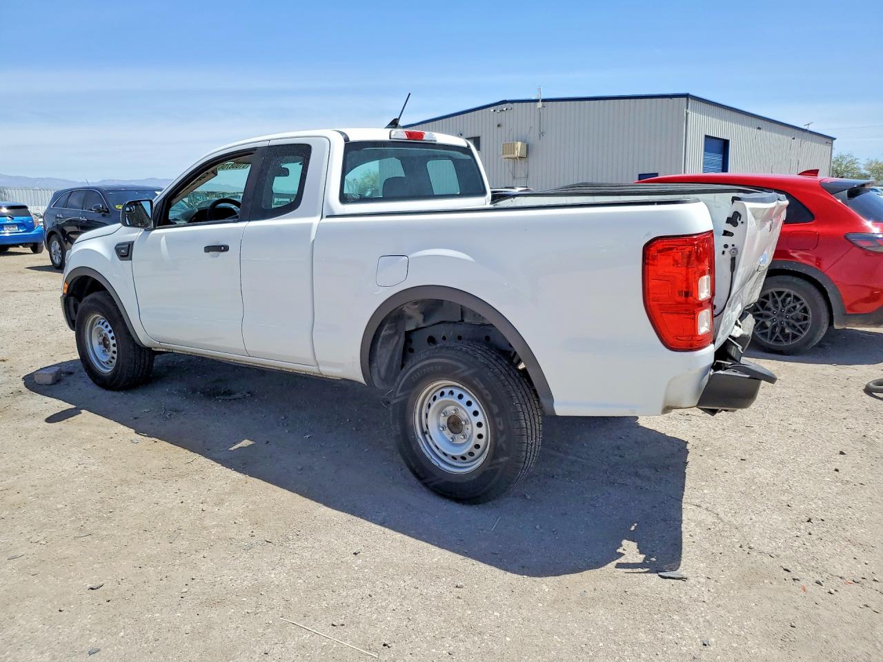 2022 Ford Ranger VIN 1FTER1EH9NLD19385 photo 2