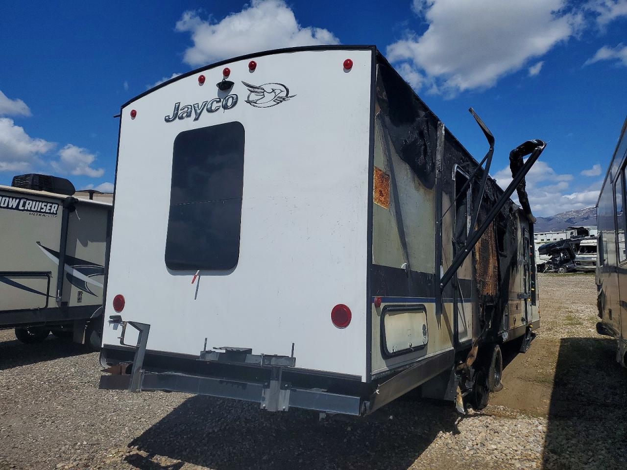 2018 JAYCO Jayco VIN 1UJBJ0BS0J1420177 photo 4