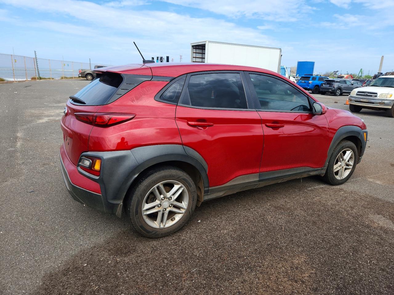 2019 Hyundai Kona VIN KM8K12AA6KU196381 photo 3