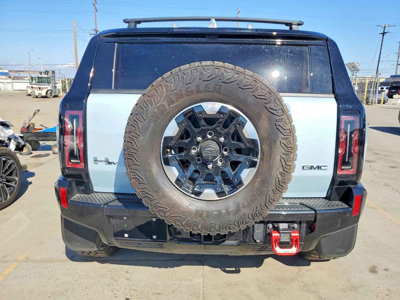 2024 GMC Hummer suv VIN 1GKB0NDE2RU104964 photo 6