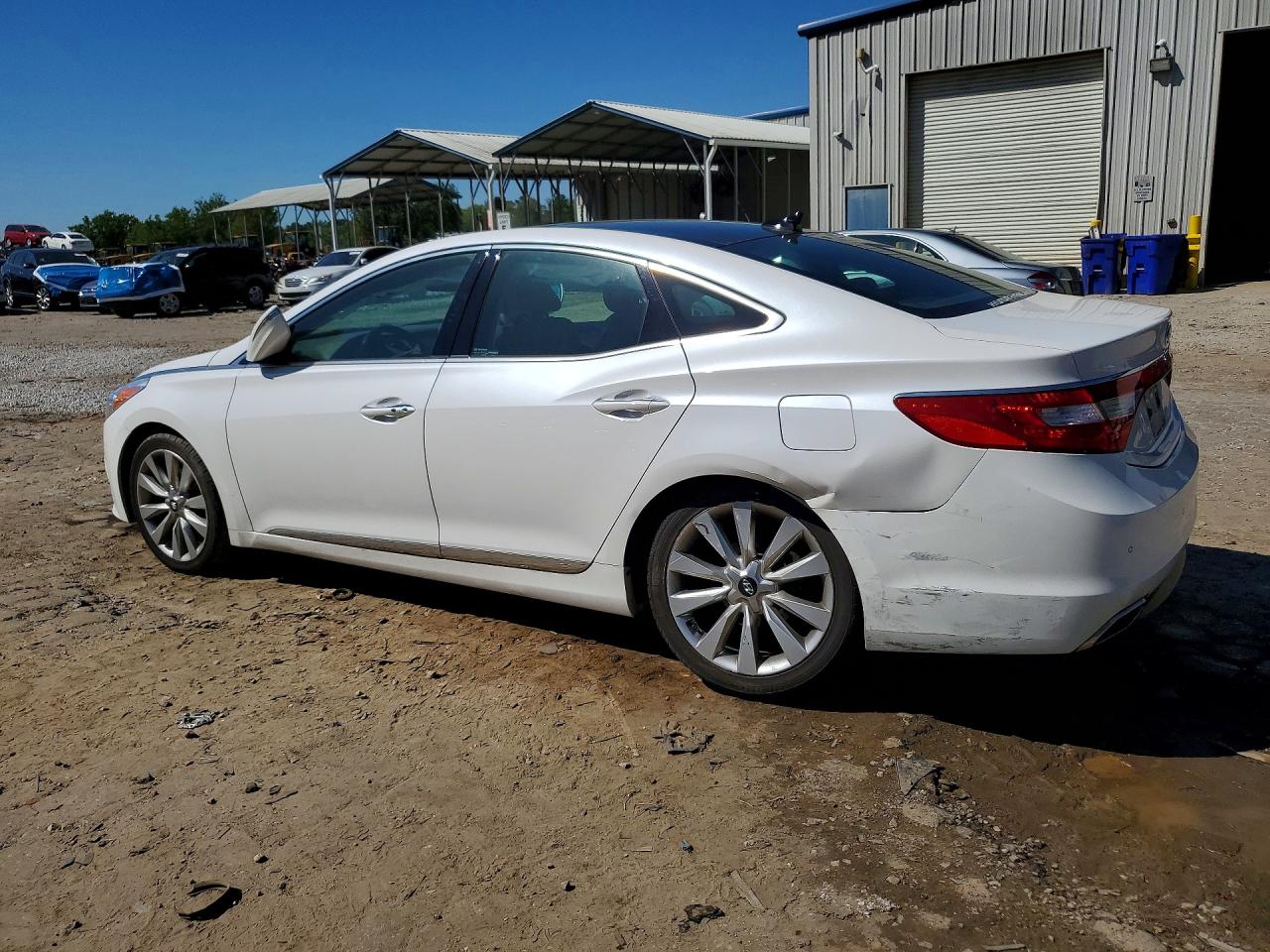 2015 Hyundai Azera VIN KMHFH4JG0FA433242 photo 2