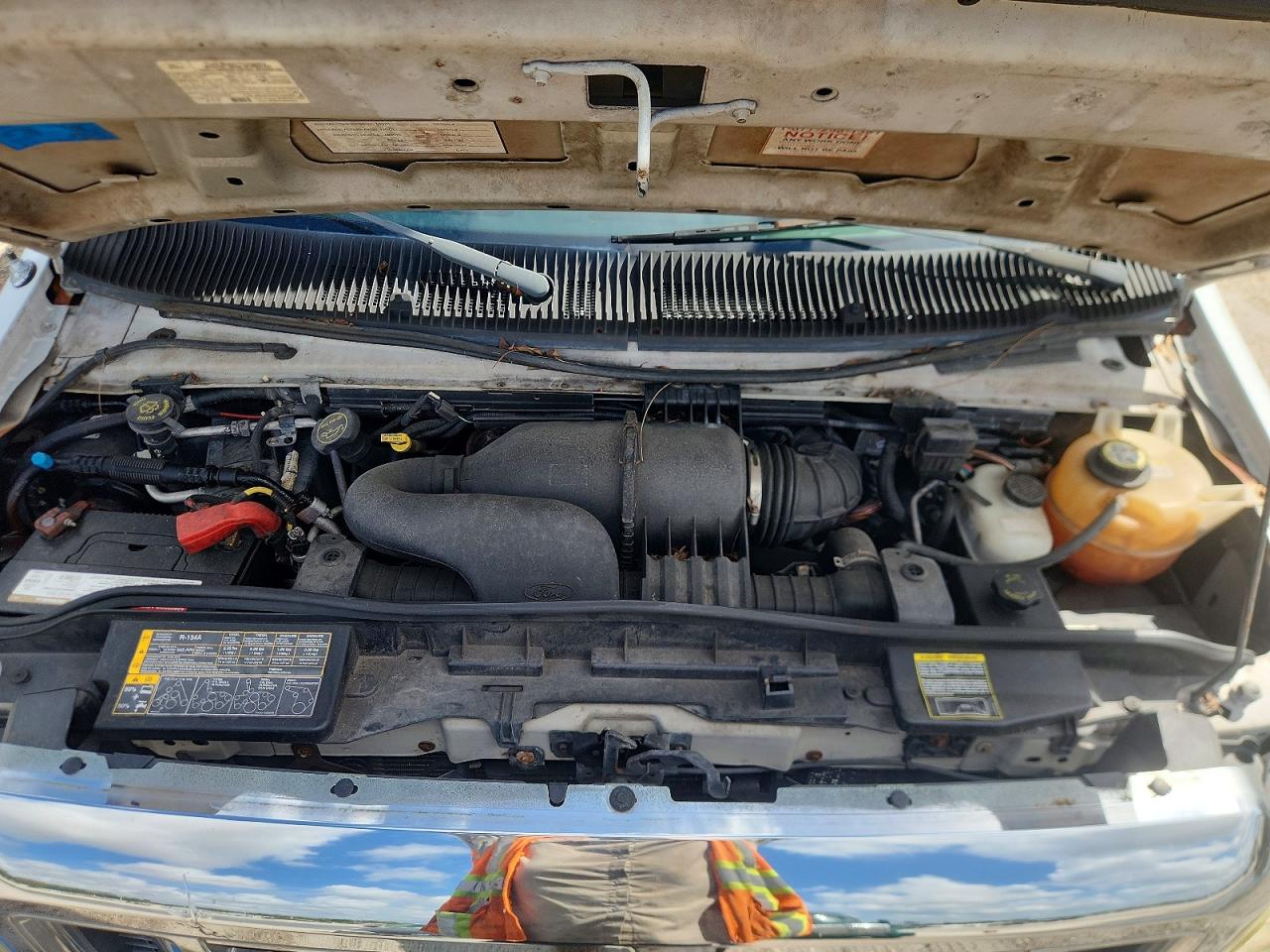 2008 Ford Econoline VIN 1FDWE35L98DA10655 photo 12