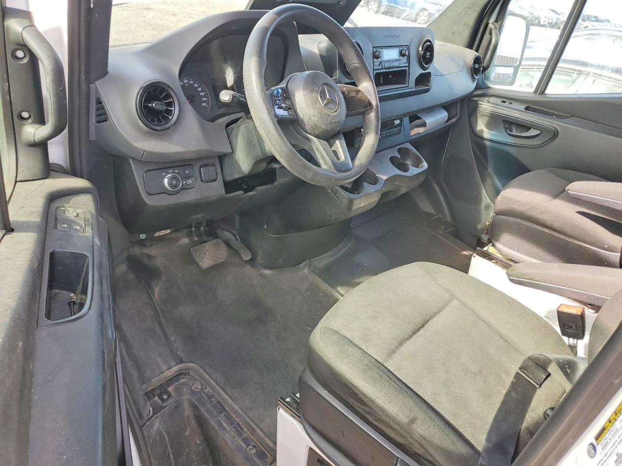 2023 Mercedes-Benz Sprinter VIN W1Y40CHYXPT142454 photo 8