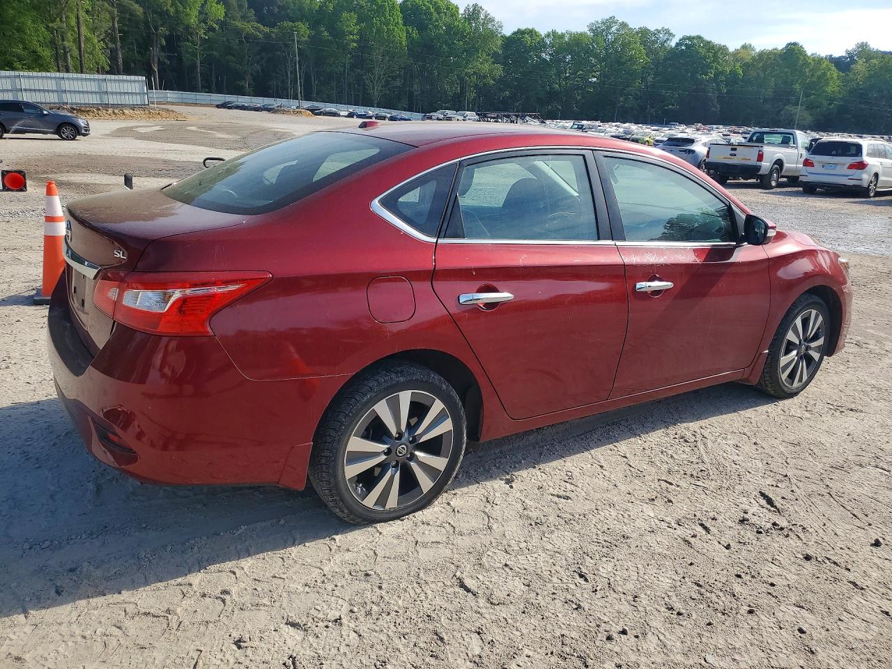 2019 Nissan Sentra VIN 3N1AB7AP8KY295220 photo 3
