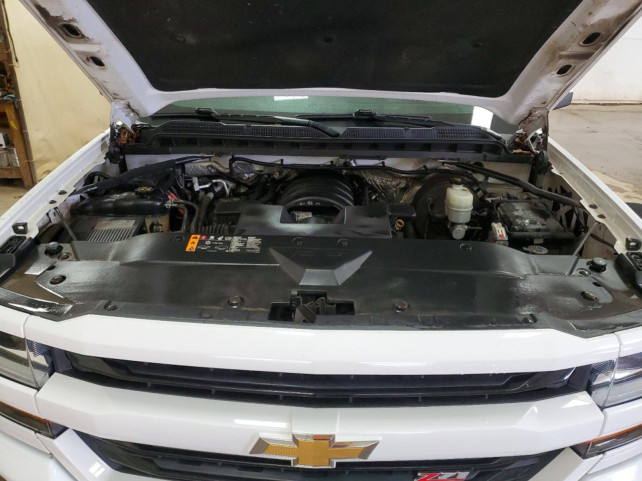 2018 Silverado VIN 1GCVKREC7JZ188570 photo 11