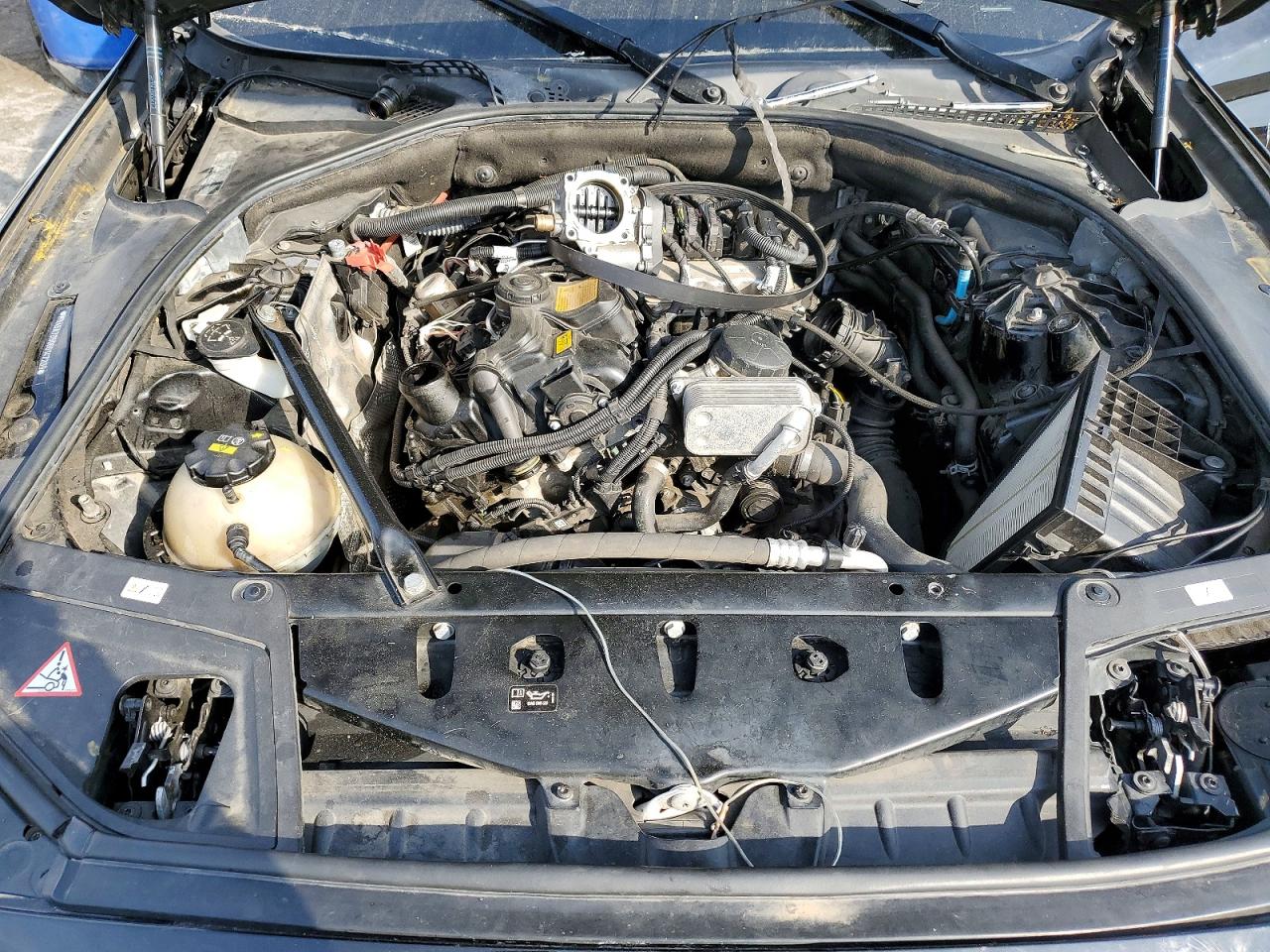 2016 BMW 5 series VIN WBA5A7C50GG147209 photo 11