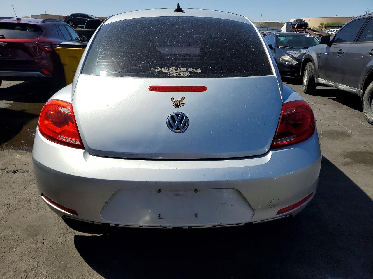 2013 Volkswagen Beetle VIN 3VWJP7AT0DM604486 photo 6