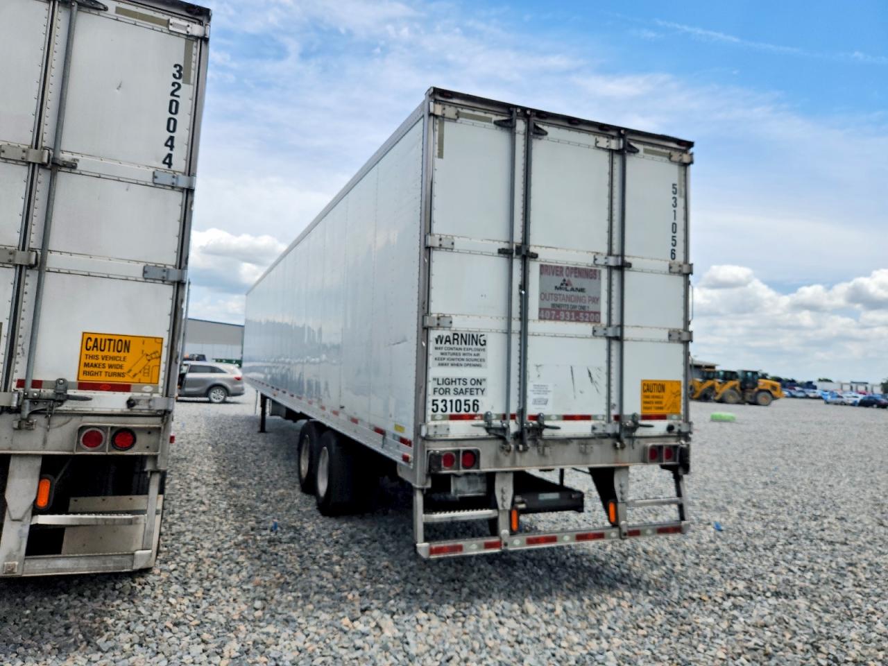 2015 UTILITY All models VIN 1UYVS2539FM245011 photo 3