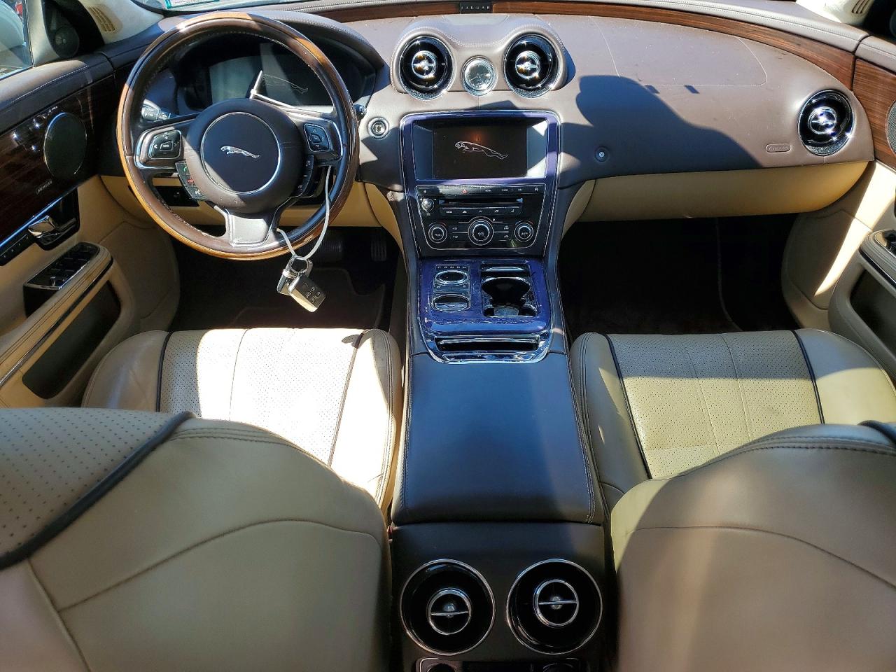 2013 Jaguar Xj VIN SAJWJ2GD4D8V51942 photo 8