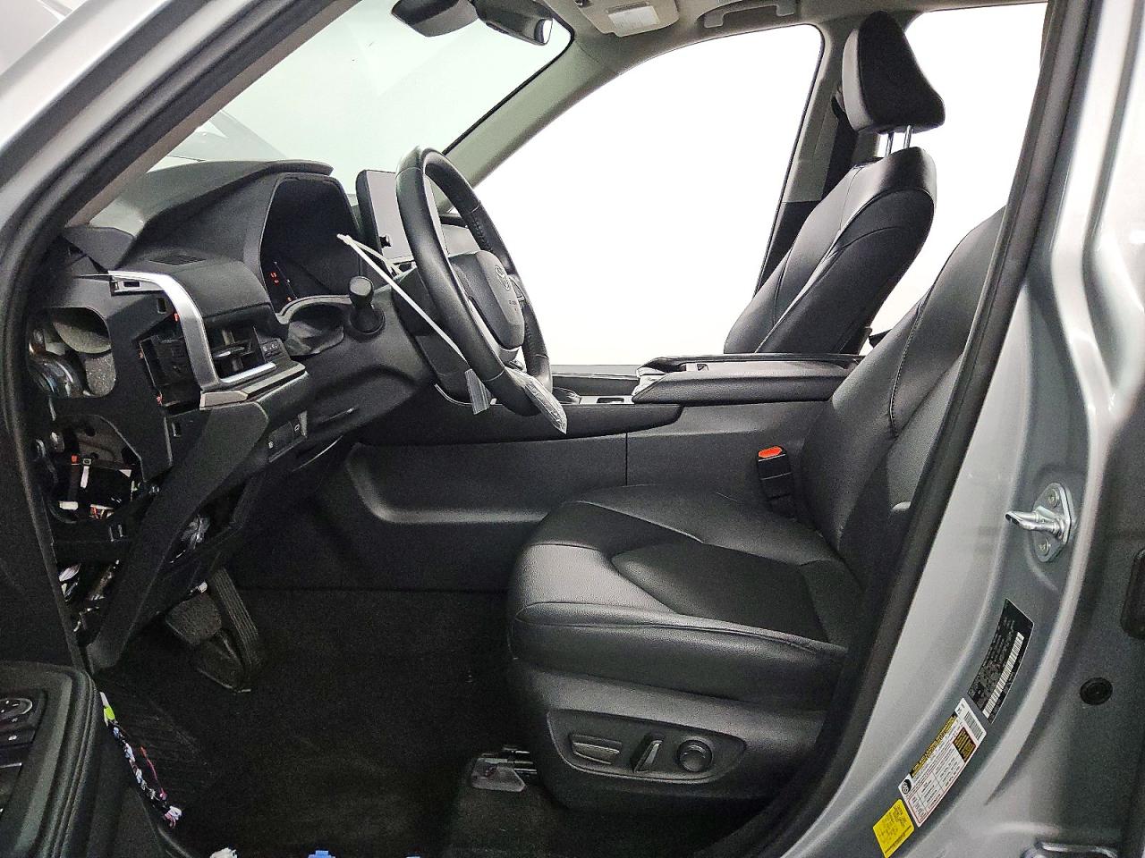 2024 Toyota All other VIN 5TDACAB59RS017495 photo 7