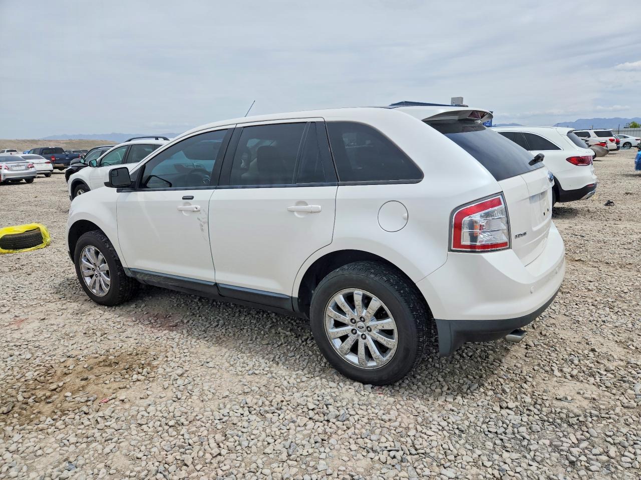 2009 Ford Edge VIN 2FMDK48C79BA82124 photo 2