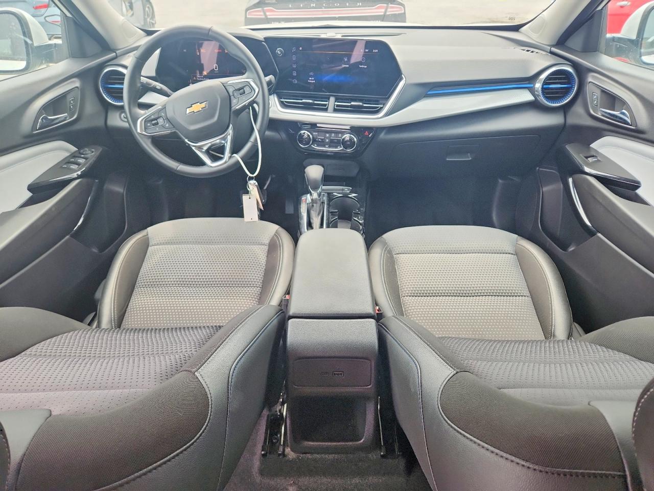 2025 Chevrolet Trax VIN KL77LHEP6SC079053 photo 8
