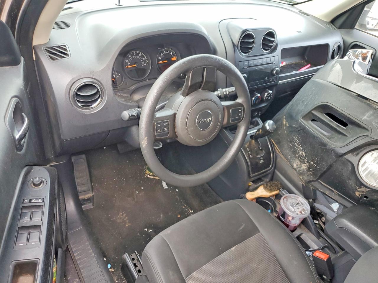 2015 JEEP Patriot VIN 1C4NJRBB2FD395256 photo 8