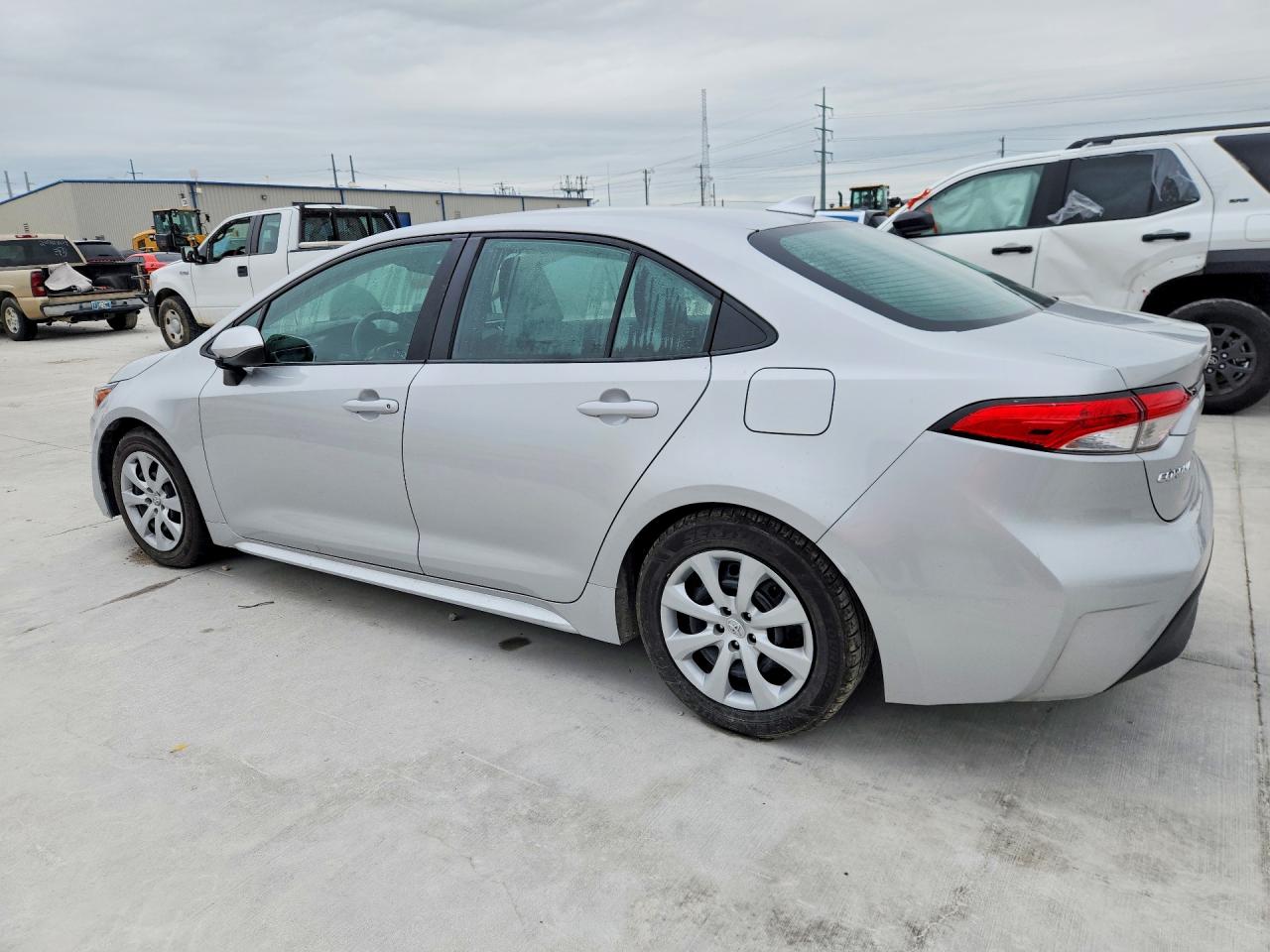 2024 Toyota Corolla VIN 5YFB4MDE6RP107681 photo 2