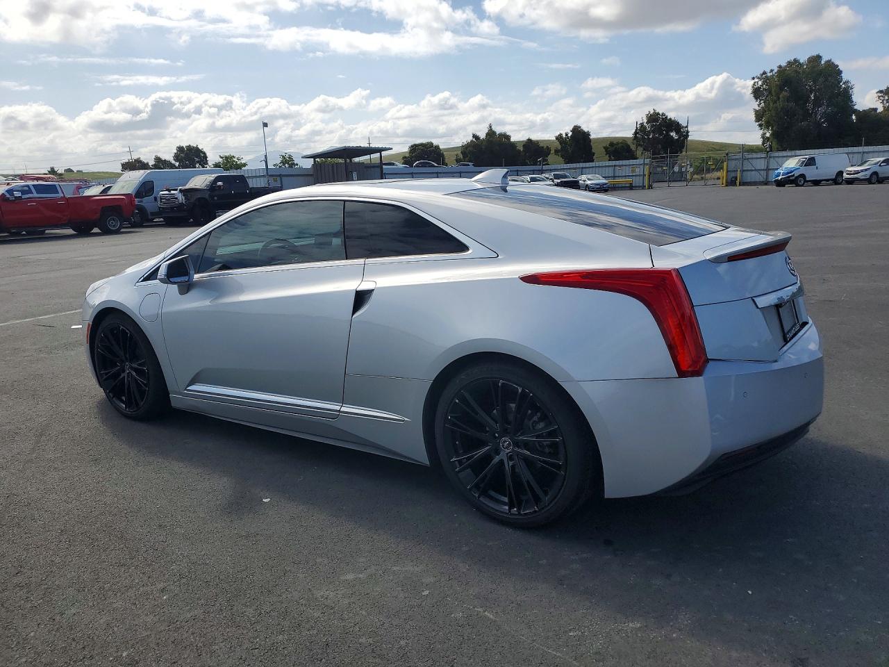 2014 Cadillac Elr VIN 1G6RR1E46EU601222 photo 2