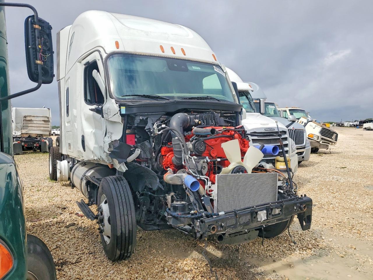 2026 FREIGHTLINER All other VIN 3AKJHHFG2TSWP3498 photo 1