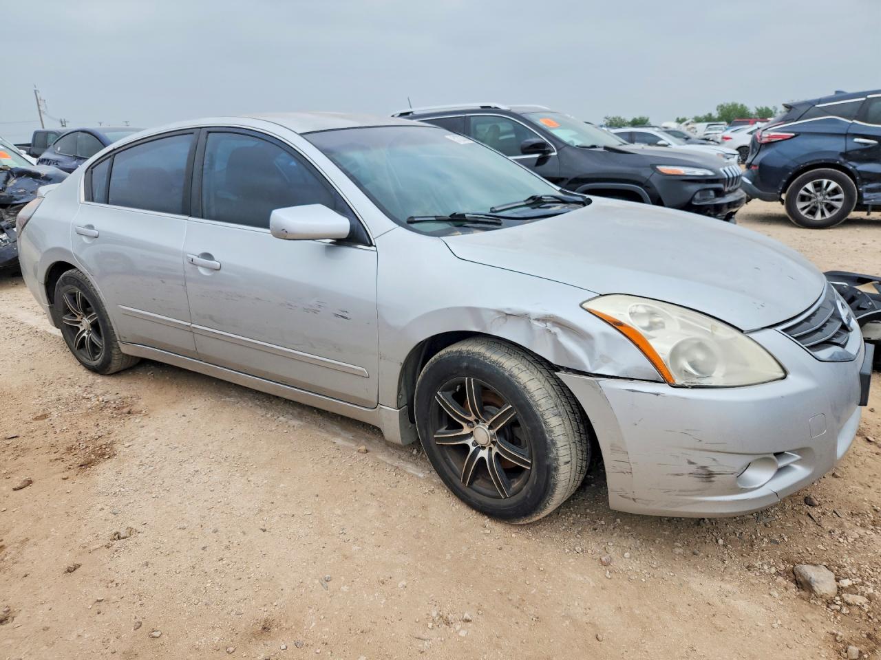2011 Niss Altima VIN 1N4AL2AP4BN509684 photo 4