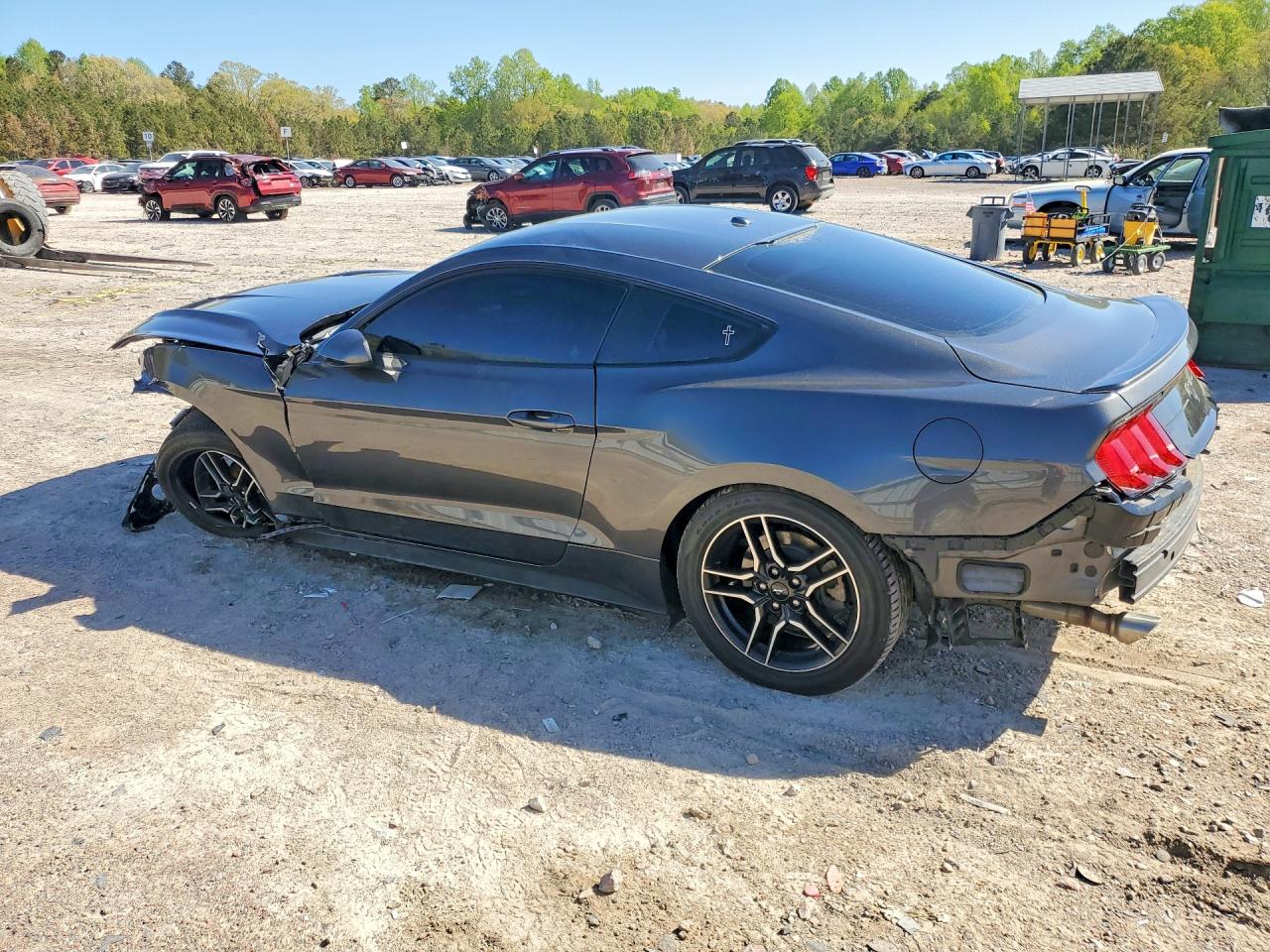 2018 FORD Mustang VIN 1FA6P8TH2J5165290 photo 2