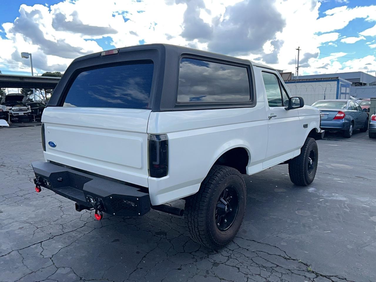 1995 Ford Bronco VIN 1FMEU15H0SLB80835 photo 4