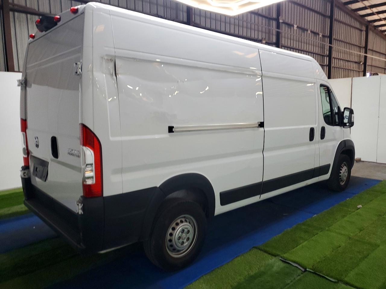 2025 RAM Promaster VIN 3C6MRVHG6SE545496 photo 3