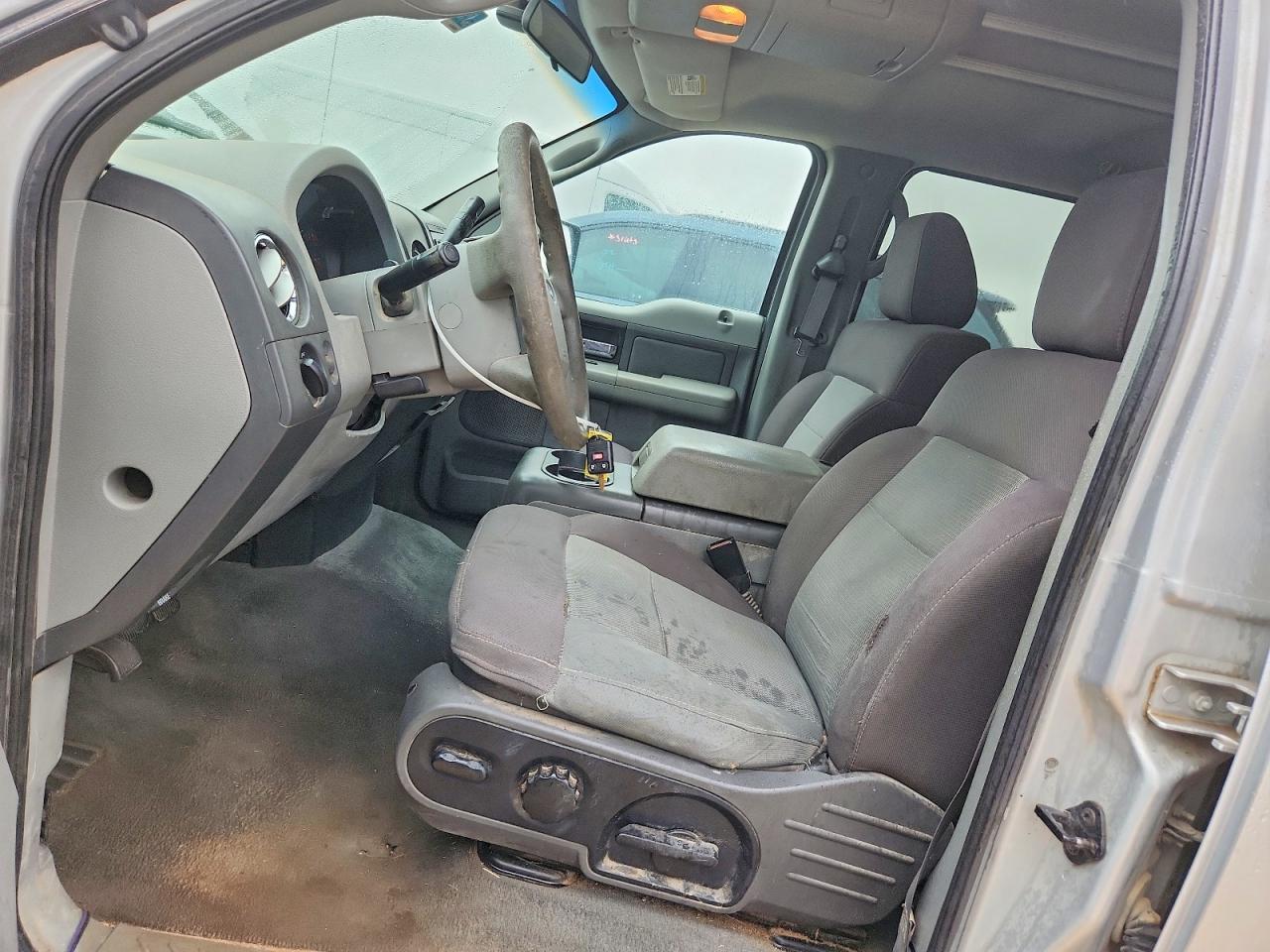 2004 Ford F150 VIN 1FTPW12584KC37728 photo 7