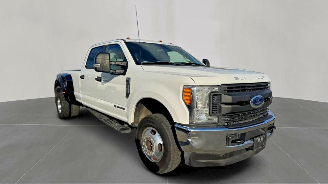 2017 Ford F350 VIN 1FT8W3DT7HED16940 photo 1