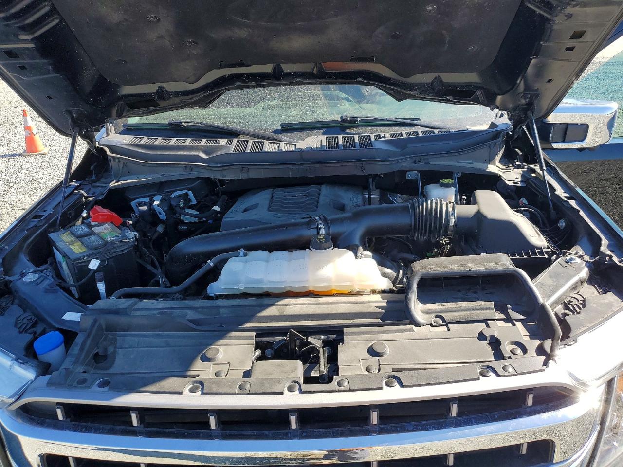 2023 Ford F150 VIN 1FTFW1E89PKF92123 photo 11