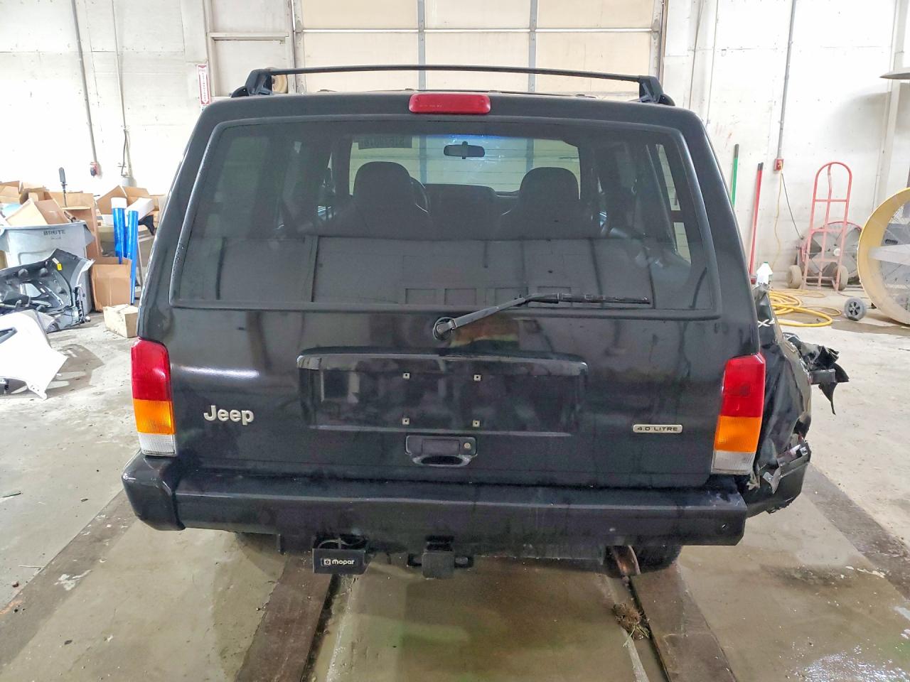 2001 Jeep Cherokee VIN 1J4FF48S41L608426 photo 6