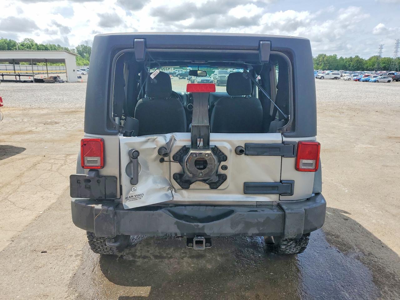 2013 Jeep All models VIN 1C4BJWCGXDL602166 photo 6