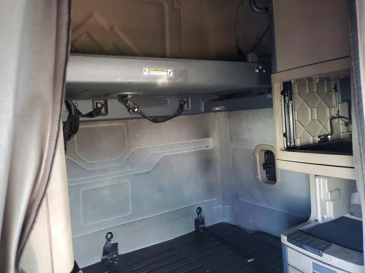 2017 FREIGHTLINER All other VIN 1FUJGLDR3HLHX2511 photo 6