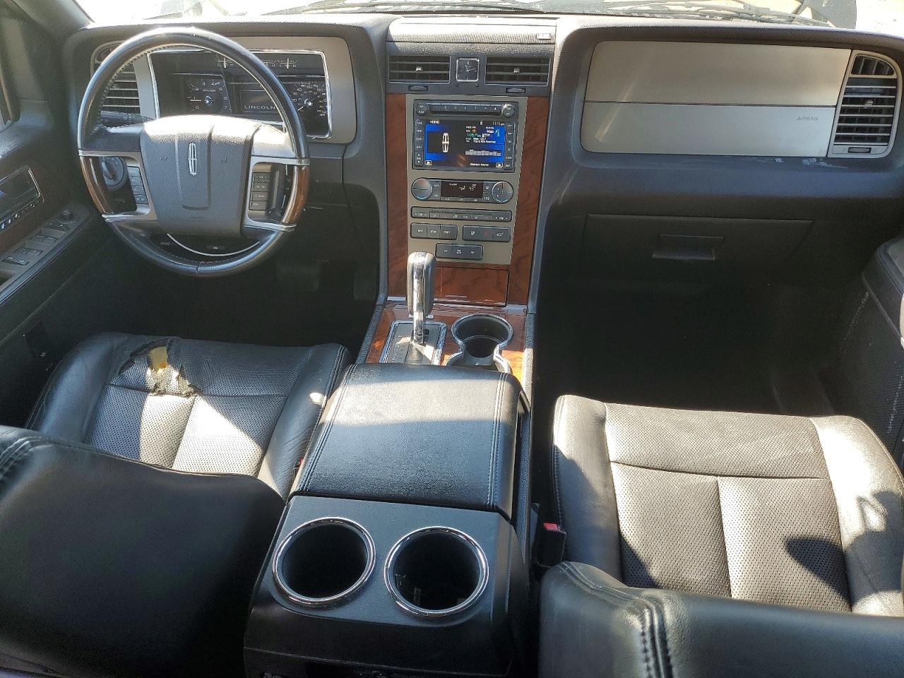 2013 Lincoln Navigator VIN 5LMJJ2J5XDEL05045 photo 8