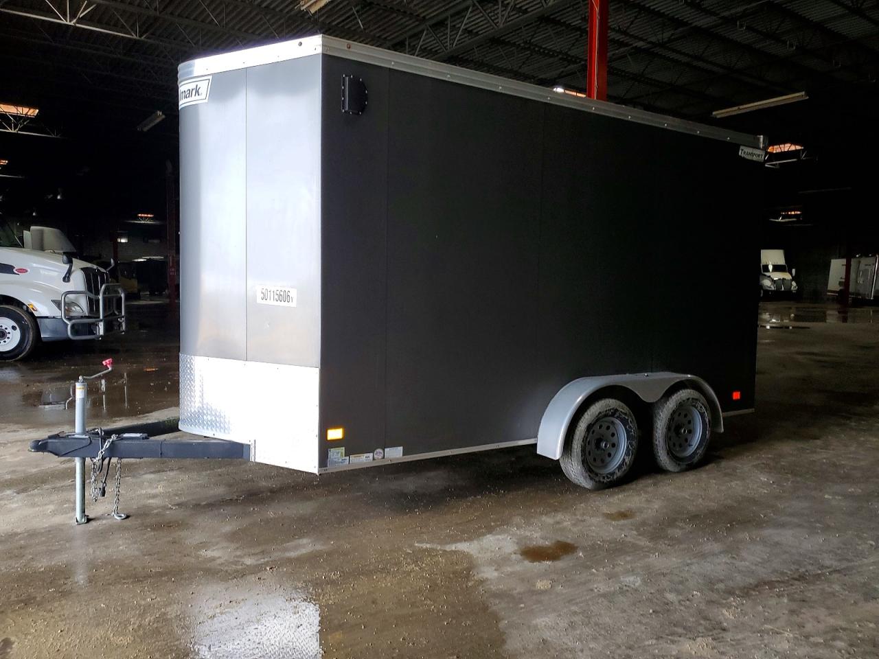 2019 HAULMARK Encl trlr VIN 7K51E1429KH000452 photo 2