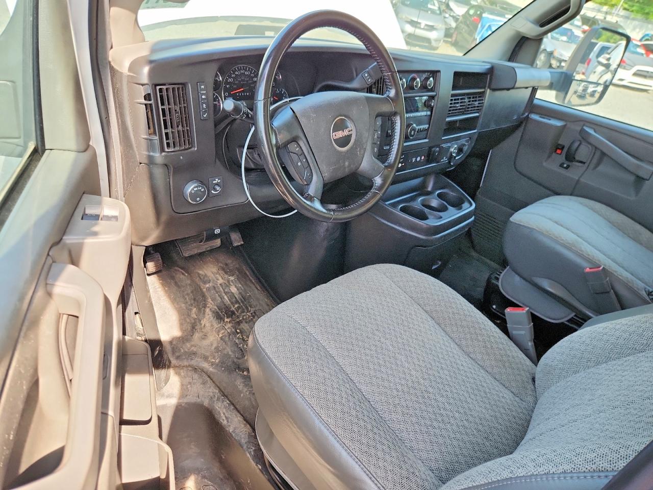 2022 CHEVROLET Express VIN 1GB3GSC75N1243211 photo 8