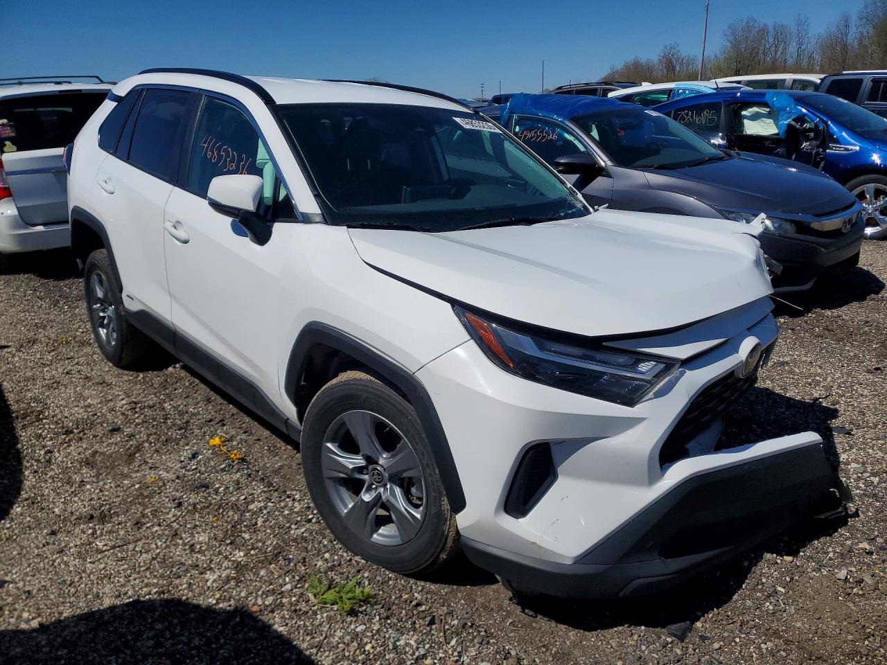2025 Toyota Rav4 VIN 4T3MWRFV1SU192566 photo 4