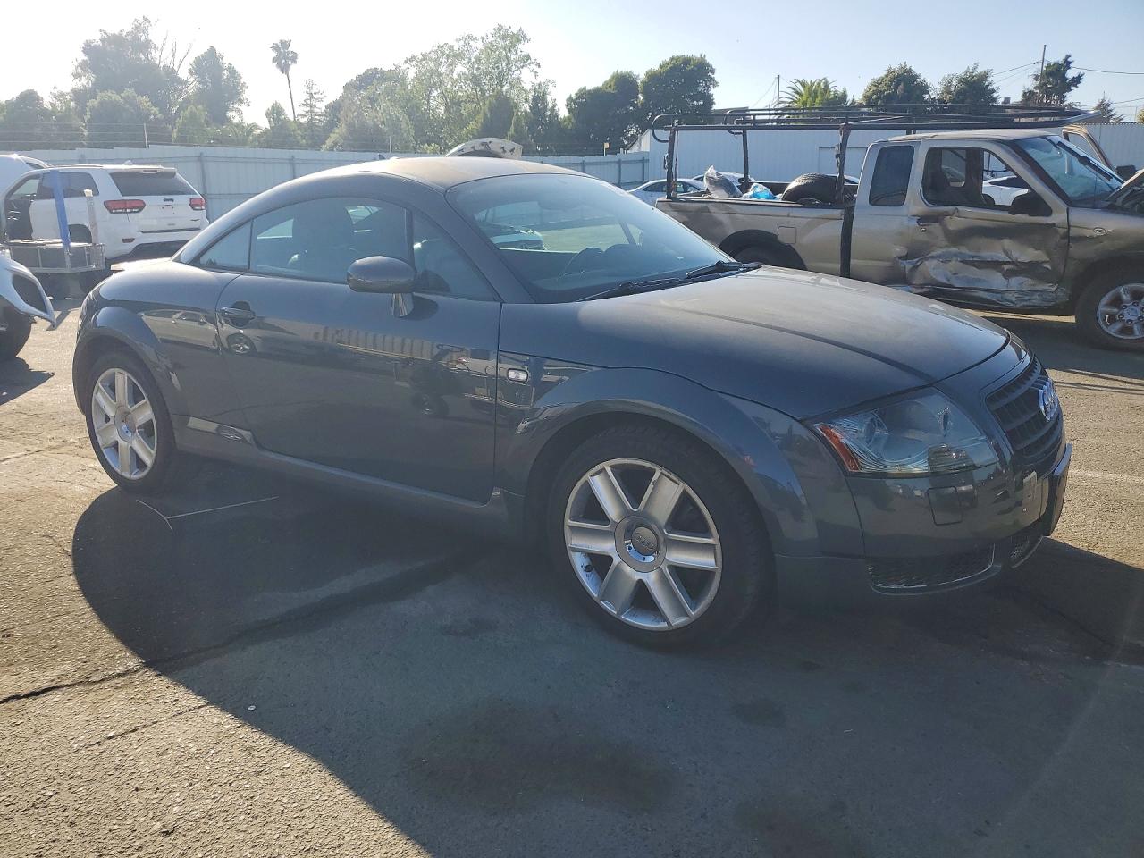 2005 Audi Tt VIN TRUSC28N151011477 photo 4
