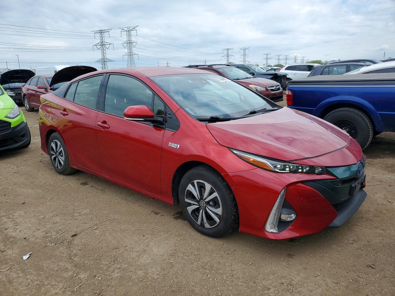 2018 Toyota Prius VIN JTDKARFP1J3070301 photo 4