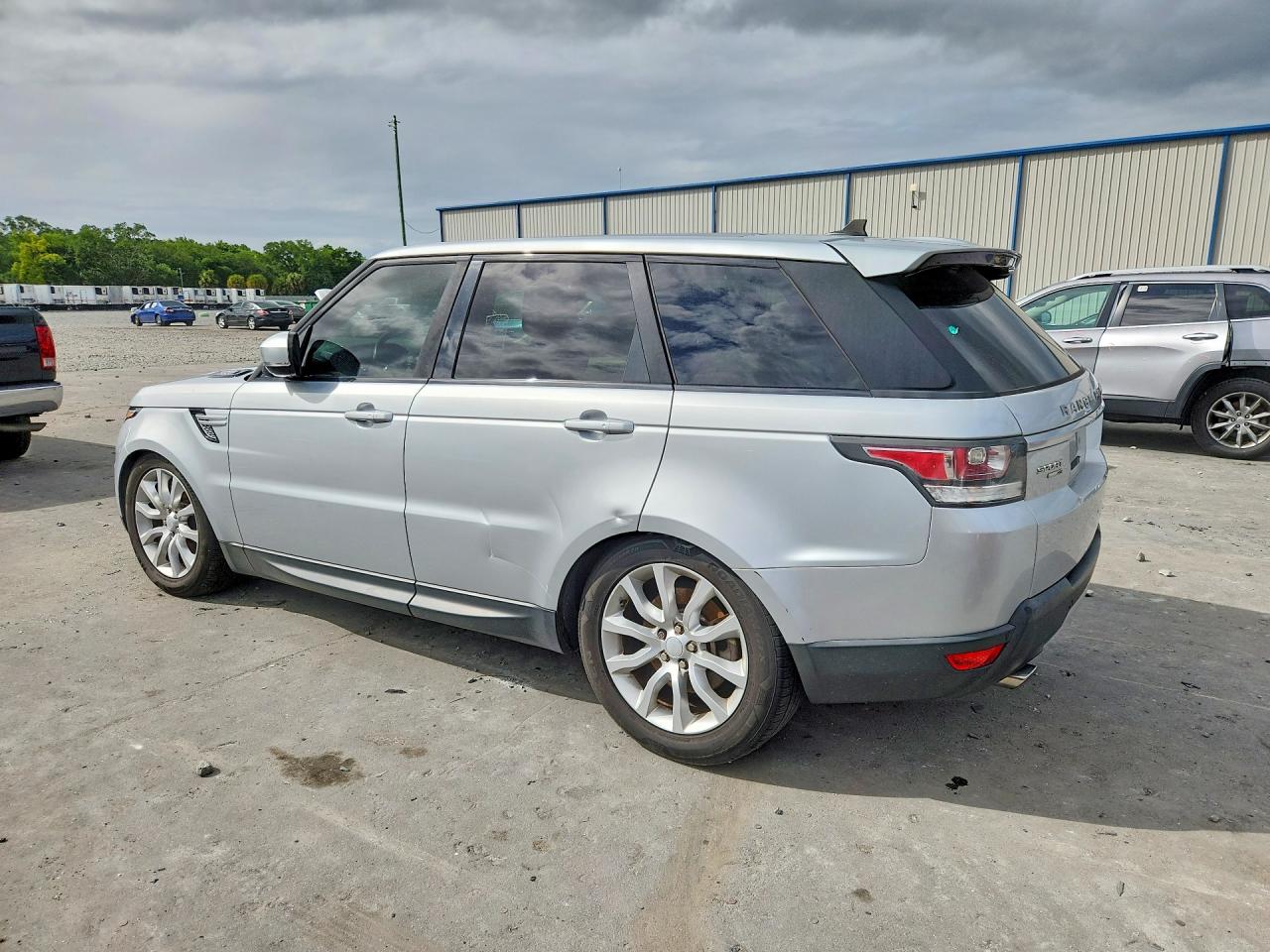 2015 Land Rangerover VIN SALWR2VFXFA541030 photo 2